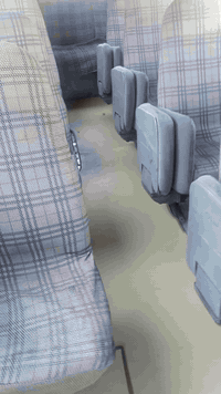 سياره خير من الله خطها نجف كربلاء بيها مكانات صبغ بالابيض والازرق
***********
***********
