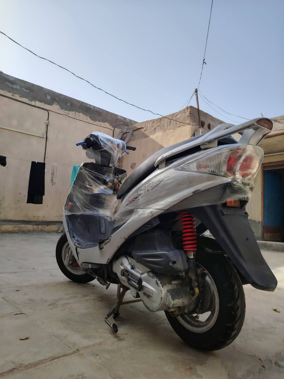 للبيع كامكو جي فور كفاله عامه رقمي *********** مكان نجف دراجه صالها اقل شهر من طالعه
