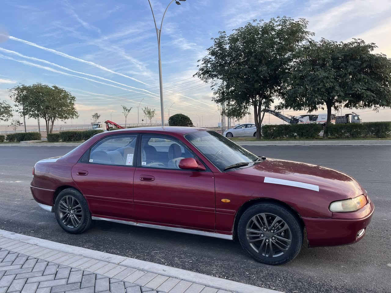 سلام علیکم
مازدا مۆدیل 1992

رەقەم کەرکوک دەفتر بەنزینی هەیە 

تەبرید سارد و گەرم بەشەرت 

گیر و مەکینە بەشەرت

بۆیاغ عام لەسەر ساغی 

***********تەلەفۆن (وتسئاپ)
