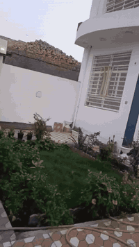 السلام عليكم 
دار للبيع بناء حديث 2023
 المساحه 200 متر .طابو زراعي سند 25
الموقع البكرلي شارع الغسل اول فرع 
قريب علشارع جدآ 
طابقين 3 غرف نوم مع باقي المحتويات 
//// السعر 110 قابل للتفاوض /////
*********** واتساب
*********** ابو علاء
