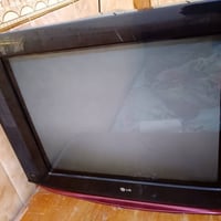 LG • قديم • نظيف