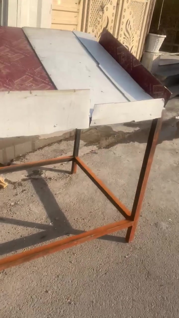 السلام عليك ميزز للبيع مال امخضر لعرض جديد السعر 120 بغداد العبيدي
***********
العرض متر ولطول 3متر
