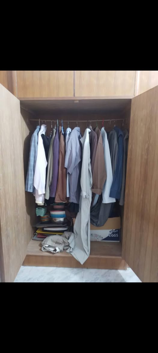 كنتور 6 ابواب طابقين داخل وخارج صاج ب400 وبي مجال قليل
كربلاء /الحر /حي القادسيه 
***********
