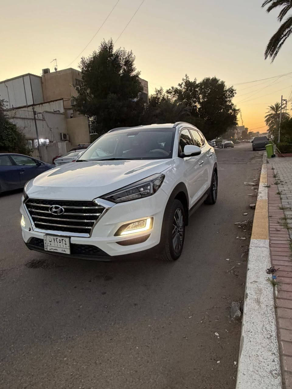 توكسان 2021 خليجيه نظيفه  جدا شركه الكاصد بصمه كشنات كهرباء رادار مري شفط  بيه بارد موضح بلصور بلون احمر  السعر 197 وبي مجال رقم   ***********
