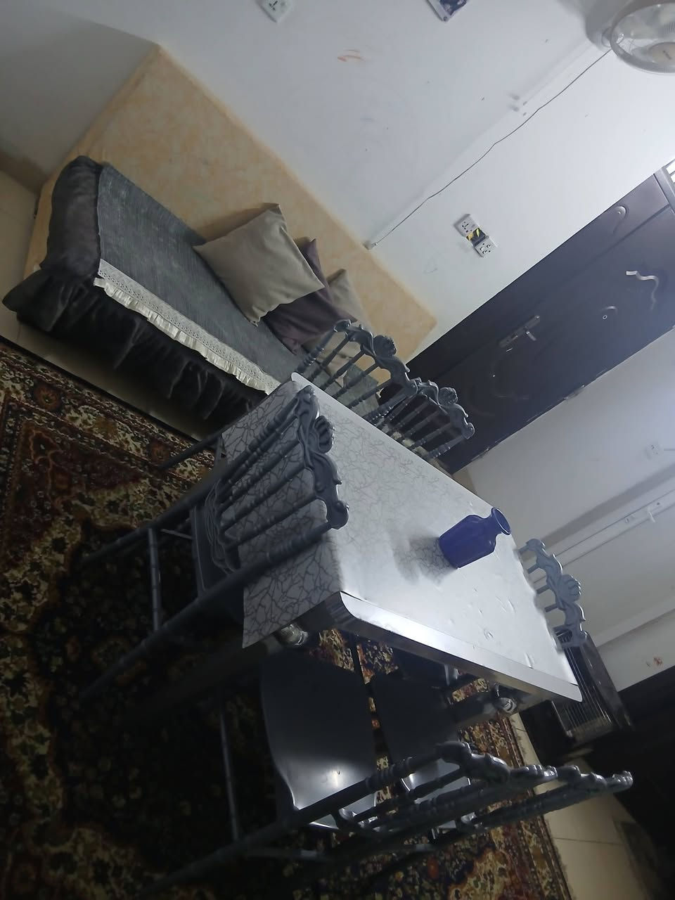 ميز طعام للبيع ويا ٦ كراسي والقنفه الي موجوده بالصوره رايدته ب ٢٠٠ الف مكاني اربيل زيلان


**إذا كنت صاحب هذا الإعلان وتريد حذفه لأي سبب، رجاءا أرسل رسالة إلى الدعم الفني**