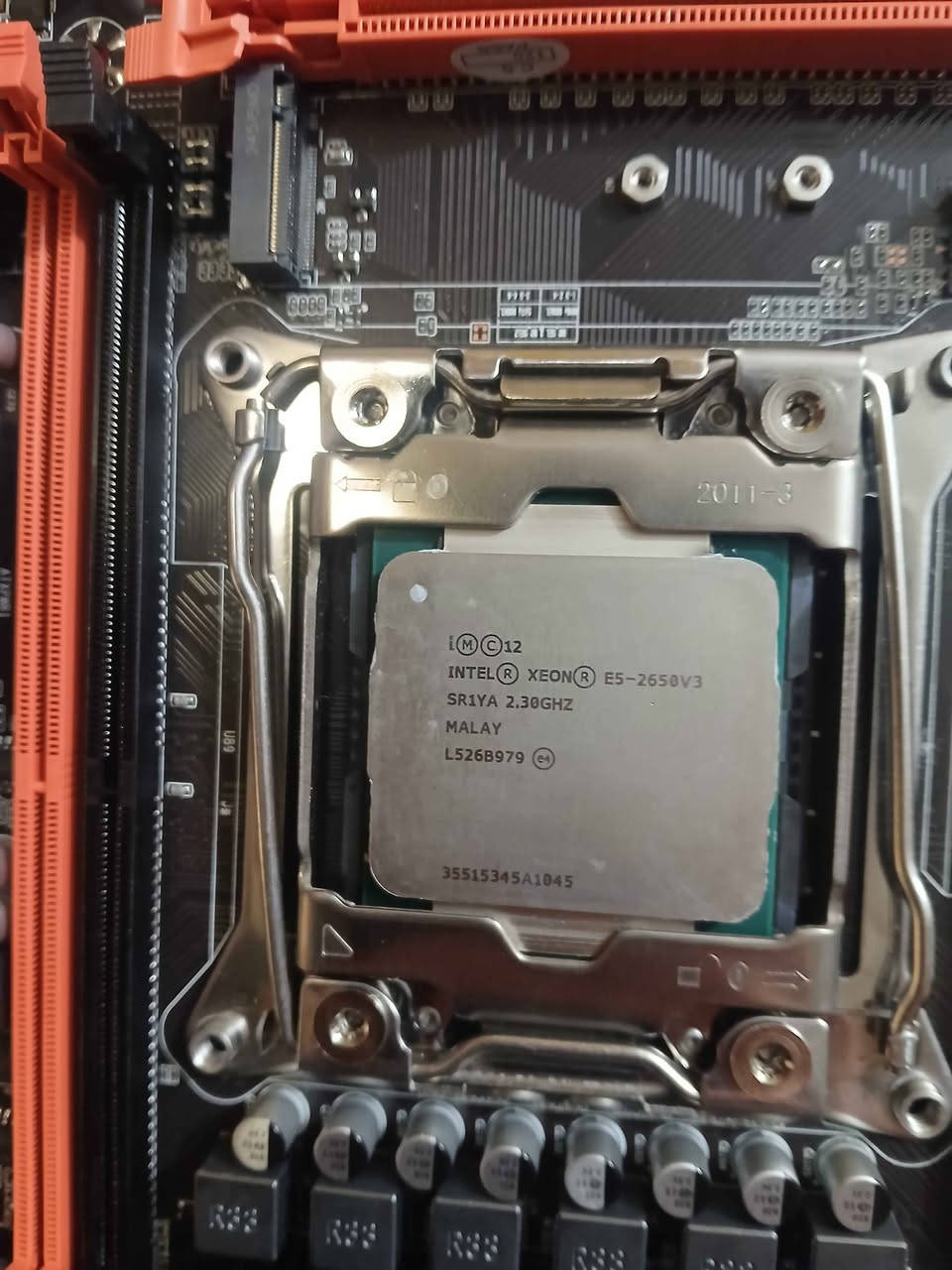 مذربورد DDR4 +معالج +رامات قطعتين حجم القطعه 8GB  بهل شكل متواجد خاص توصيل موجود بغداد وجميع المحافظات بغداد, العراق


**إذا كنت صاحب هذا الإعلان وتريد حذفه لأي سبب، رجاءا أرسل رسالة إلى الدعم الفني**