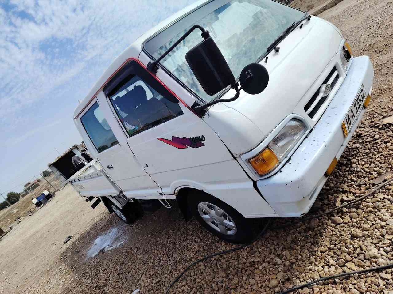 كيا دبل قماره 96 سيارة جديدة وجاهزه بمعنى الكلمة
رقم قادسيه انكليزي سنويه ال30 محرك كير اكسل شاصي كفاله عامه كهربائيات دوشمه كله جديد السعر 58 وبيه مجال اتصل على الرقم ***********
