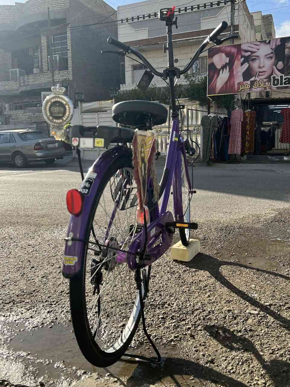 بايسكل بناتي للبيع البايسكل جديد قبل شهر مأخذه ياباني وسعره ب150 والرقم***********

