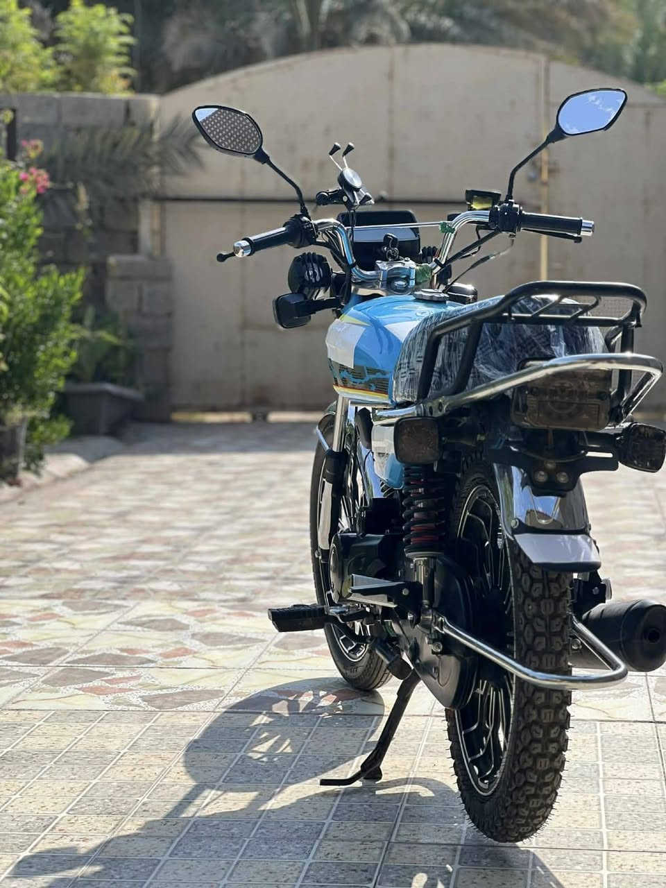 السلام عليكم دراجة سيفان موديل ٢٤ مكفولة كفالة عامة السعر علة رقم الهاتف مكان  العنبكي ناحية السلام طريق دلعباس ***********
