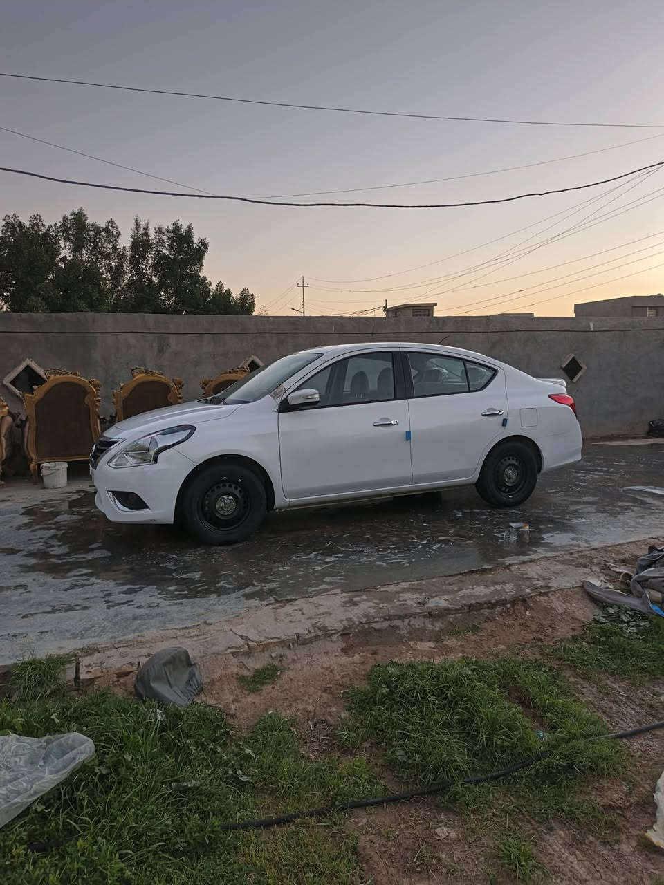 للبيع أو مراوس  نيسان سني موديل 2025 رقم أربيل تحويل أو وكاله قطعتين تبريد جام كهربائي اشاير بل مري تبريد تدفيه السياره بيها قطع تبديل وشويه بل تكمه والهلال عوزهن صبغ فقط مكاني بغداد الامين الثانيه للاستفسار ***********//////***********
