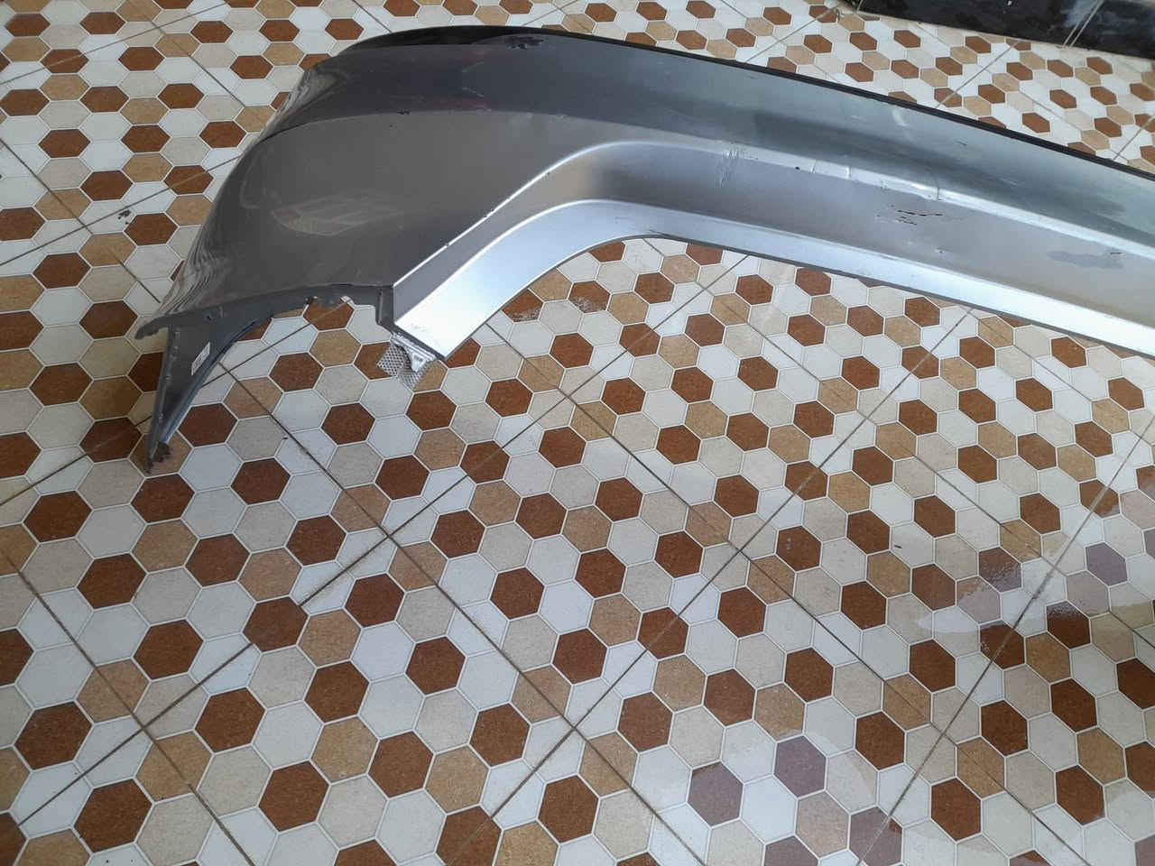 السلام عليكم.
دعاميه خلفيه كامري  ترهم من موديل  ١٨ لل ٢٥ 
بعقوبه ***********.
