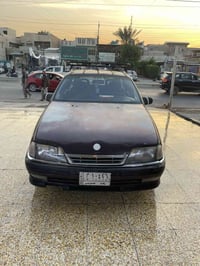 اوبل اوميكا 2600. كير عادي. سعر 32. بغداد حي الاعلام. 07706567287