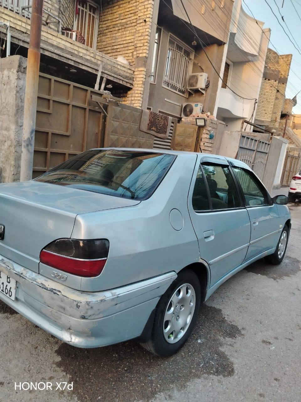 بيجو مديل 2001 فرنسي 306
كير مكينه تبريد صدر امامي خلفي كهربائيات دواخلها 
الغرفه مدوشمه  كله جديد ب شرط
رقم بغداد دولي ب اسمي
السياره الكشر بلادي بيها جراد
السعر ب 44 وبيها مجال 
مكاني بغداد الدوره
***********
