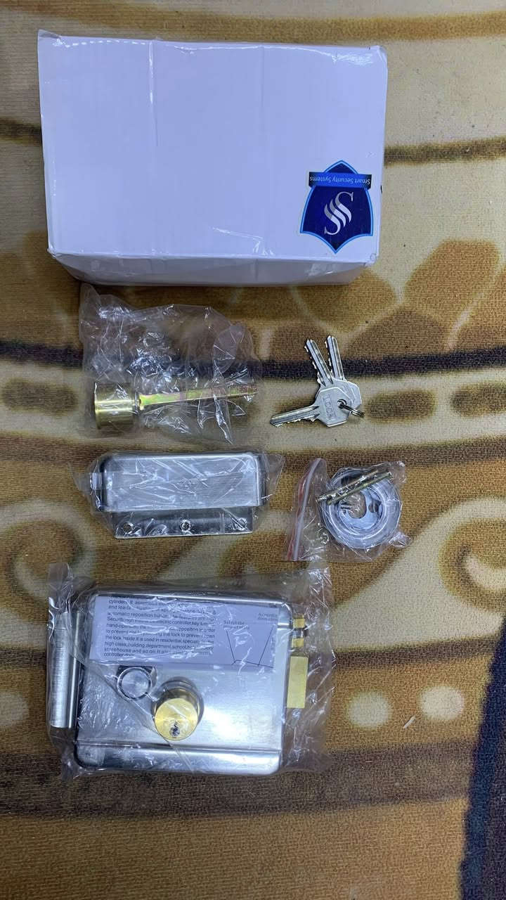 سويج قفل  باب كهربائي جديد بالباكيت ، السعر 50 الف


**إذا كنت صاحب هذا الإعلان وتريد حذفه لأي سبب، رجاءا أرسل رسالة إلى الدعم الفني**