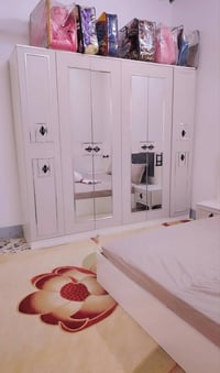 غرفة • مستعملة ٥ أشهر • نظيفة