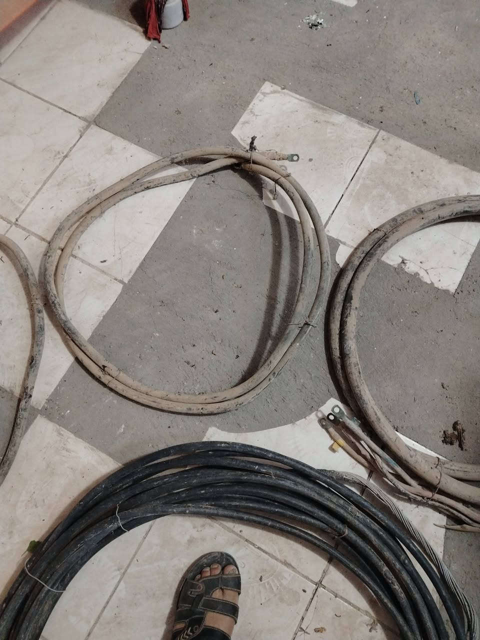 السلام عليكم عندي سناكل وحتى مكبوسه بترمنل وفيزا منفرده وما اعرف قياساتهن وحرامات ابيعه وزن نحاس


**إذا كنت صاحب هذا الإعلان وتريد حذفه لأي سبب، رجاءا أرسل رسالة إلى الدعم الفني**