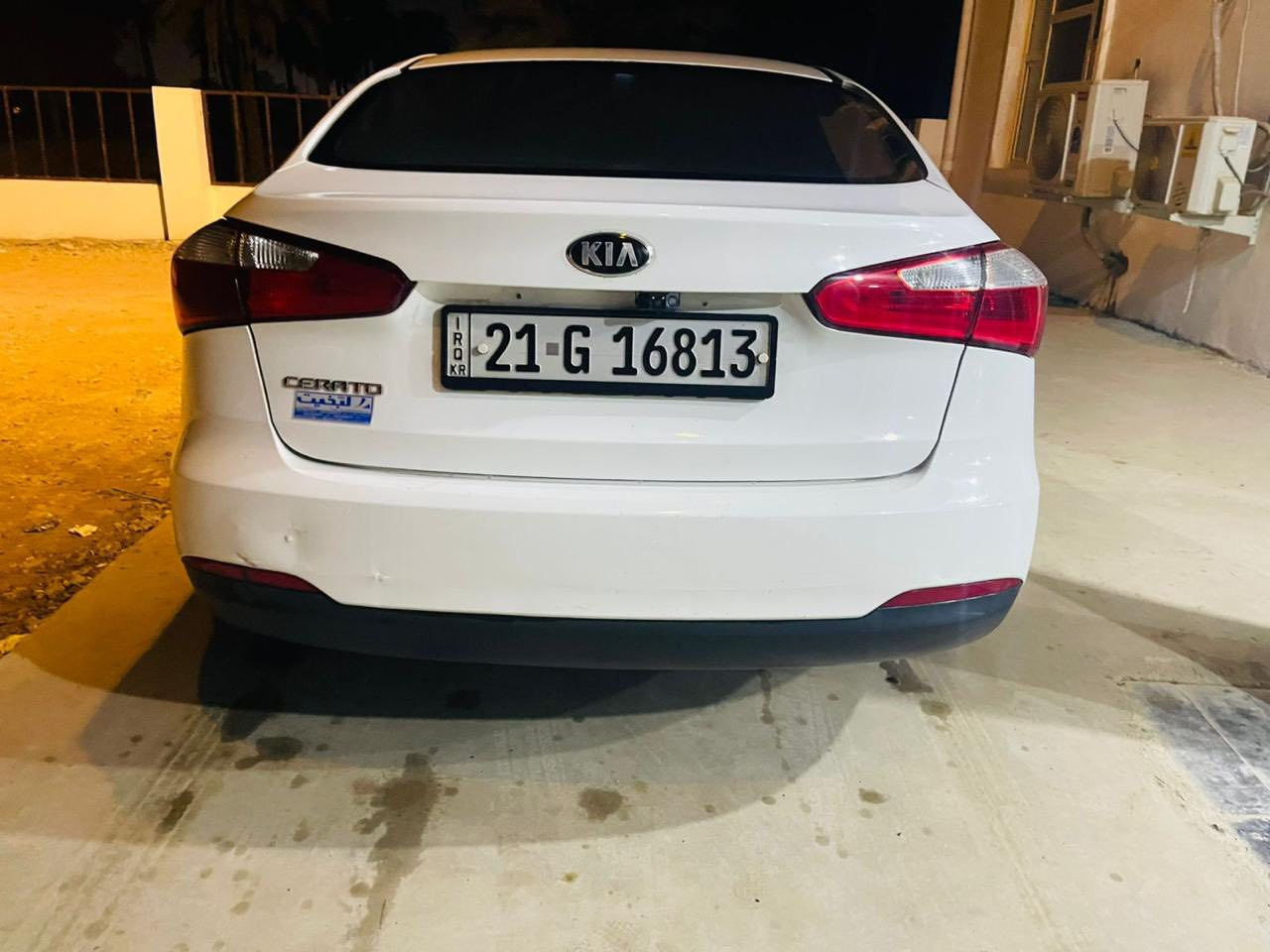 السلام عليكم 
سيراتو ٢٠١٤ خليجي
نص فول شاشه ويل كب 
صدر جديد 
تحكمات ستيرن
خمس قطع صبغ بدون معجون
بابين والجاملغ الخلفي والبنيد 
رقم سلمانية بسمي تريد تحويل أو وكاله
السياره  جديده بمعنه الكلمه 
مكاني واسط الزبيدية شارع المعارض معرض الحسن 
السعر ١٠٣ وبيه مجال 
رقم ***********
