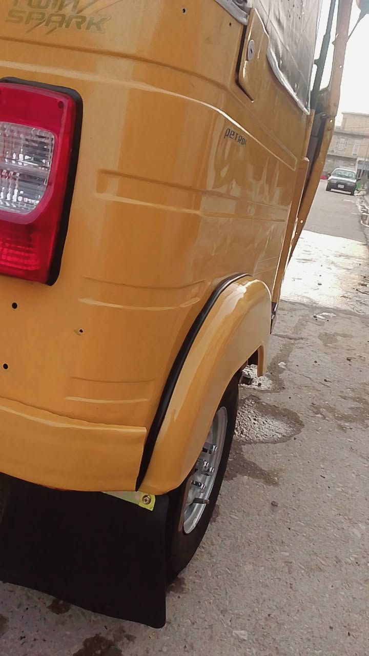 رقم واسط ***********
مكان نعمانيه تكتك بيه ضربه بل صفحه موضحه بل فديو مكينه كفلك تنقيس تبخير لتخبر ودكول مفتوحه لولا هيه ١٩
مو شراي ليتعبنه موديل ٢٠١٩شهر ١٠
