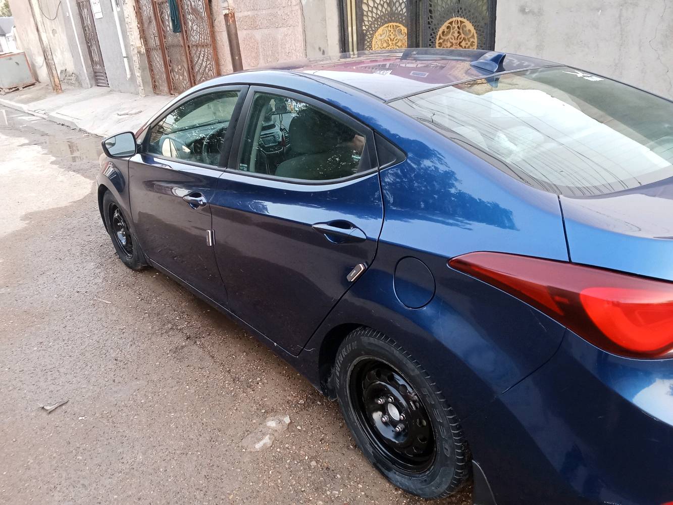 نتره أمريكي 2015 حادث بنيد بدون دواخل ليبل واحد صبغ ثلاث قطع بدون دواخل تحويل مباشر مكينه كير تبريد كله جاهزه مكان سيارة بشعب اتصال ***********