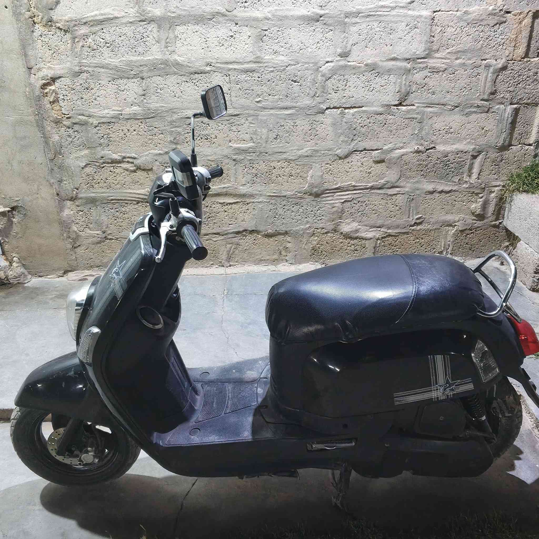 بوليس نوزل ربه سبانه مو محطوطه عليه
البيع ***********
