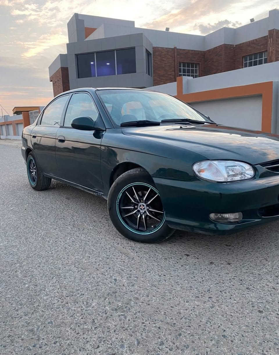 سلام عليكم للبيع كيا سيفيا موديل 1998

- محرك ٢٠ مسكر 
 -مكفولة من دعامية للدعامية 
- تبريد تدفئ شغال ❄️ 
- دفتر بانزين + رقم انكليزي جديد + هزة سنوية جديدة  باسمي ( تحويل ثاني يوم )
- ⁠
- تخم تايرات جديده 
بيها شخط ب الباب مثل ما موضح ب صورة 

للاتصال + واتساب.  ***********

سعر 46$ مكاني كركوك
