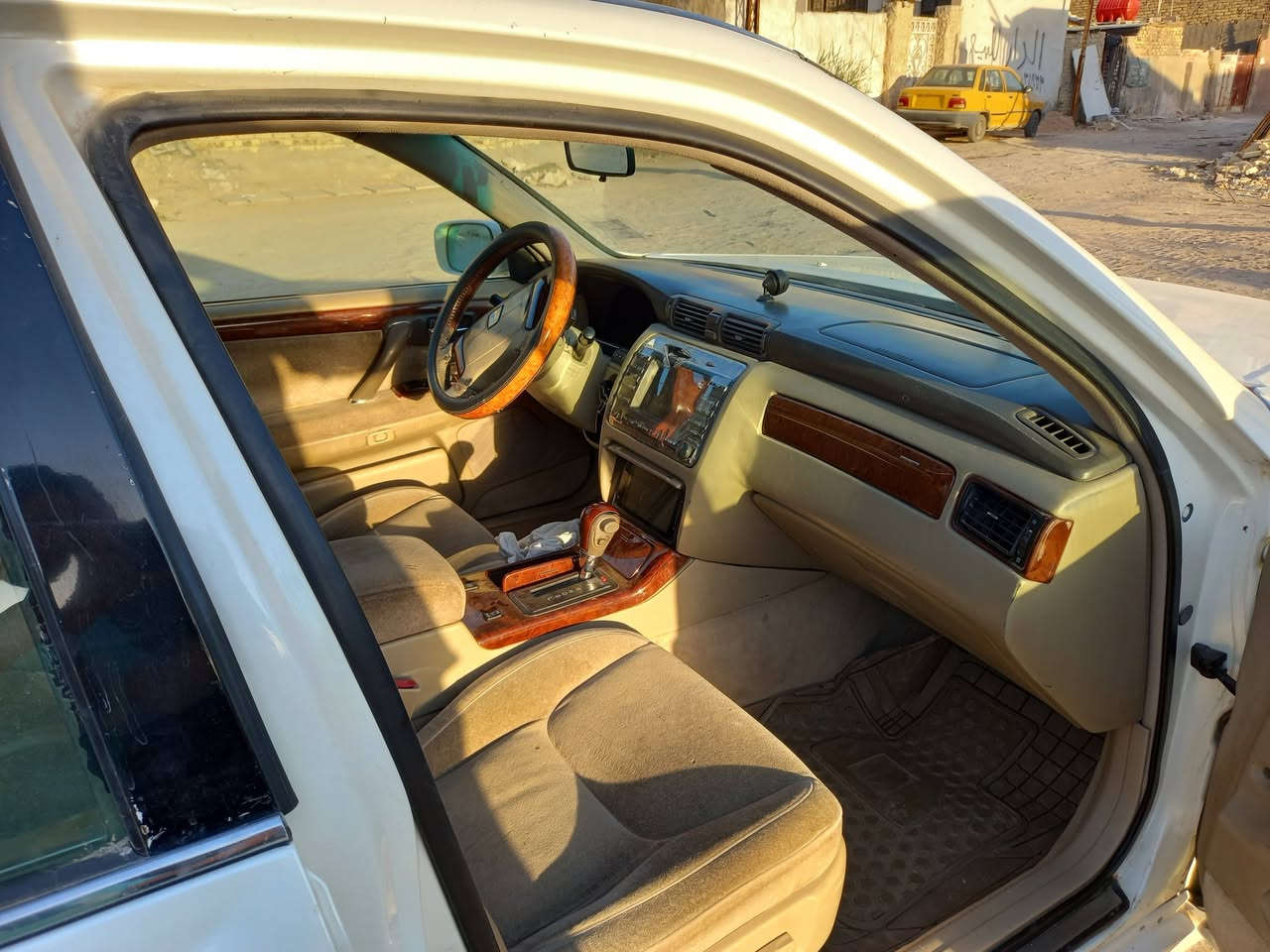 السلام عليكم ملكة رقم كركوك وكالة فقط دك حاسبه وين ميعجبك
الموديل: 2003
المواصفات: دكمتين/كشنات كهرباء + بردة خلفية تحكم خلفي تبريد ثلج مري شفط سايد رووف فتحه المالك كوفه حي ميسان 
اللون: أبيض صدفي ابيض
سنويه نفاذ ٢٠٢٤ كصه قمارة 
اصل كرستال مكينه كير كفاله vvt اقتصادي 
حداديه كامله 
يتعهد البائع وكاله ام الباركود 
سعر السيارة] 50
مكان السيارة /بابل 
رقم الهاتف/***********
