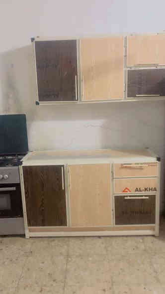 كاونتر 4قطع للبيع سعره 250 مكلني بغداد مدينه الصدر ***********
