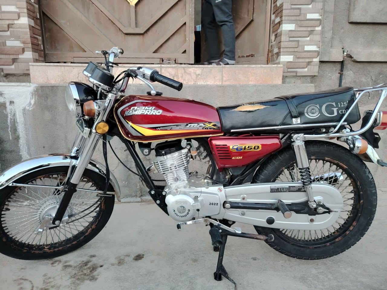 السلام عليكم دراجه للبيع (نامه ابرو) موديل 2022 دراجه مامفتوحه شرط الفحص دراجه أوراق كامله
دراجه مامتعوبه دوم

السعر 700 الف والشراي
هاتف ***********
