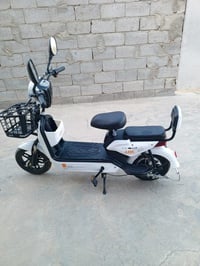 دراجة كهربائية • مستعمل سبوع • كأنه جديد