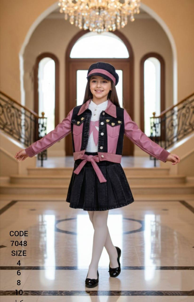 *موسم شتاء 2026*
🔥🔥🔥🔥🔥🔥🔥🔥
*مستمرررين معكن بالتريندات وبأحلى موديلات العيد*  👌😍

*طقم بناتي 5 قطع* 😍😍
*تنورة وجاكيت وكنزة وطاقية وكولون  قماش جينز  مع جلد  اجنبي قماش الكنزة توفليس قطن مطرزة عصدر مكفوول*💯💯

*الالوان بالصور مطابقة للواقع* 💯
*القياسات*
*4/6/8/10سنة*

 💸 *السعر 
*تسليم مباشر* 📤📤
*شحن وتوصيل فوووري*🚨🚨
*متوفر جملة ومفرق* 💞

*ملاحظة القطعة مكفوووولة عنا ع تبديل وترجيع*
🔥😍🔥😍🔥😍
#Vanva_fashion


**إذا كنت صاحب هذا الإعلان وتريد حذفه لأي سبب، رجاءا أرسل رسالة إلى الدعم الفني**