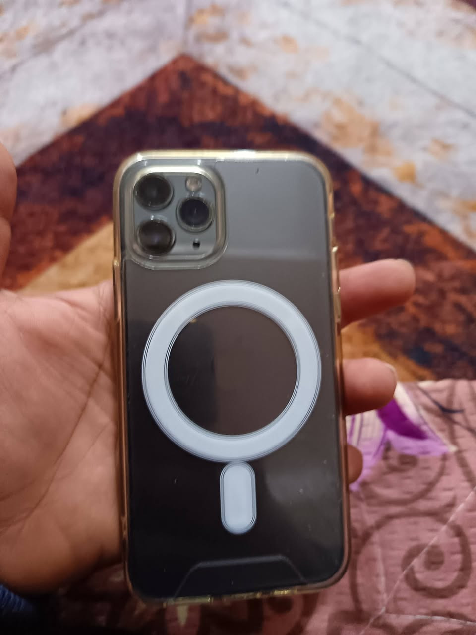 السلام علیکم آيفون 11برو للبيع جهاز بي خلل بسيط بل بيانات الخلويه فقط للبيع توصيل موجود ***********
