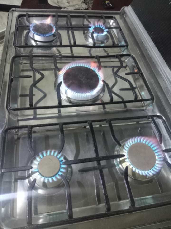 يونفيسيل مصري استعمال 3اشهر ب150قفل البيع او مراوس المكان حله واتساب***********
