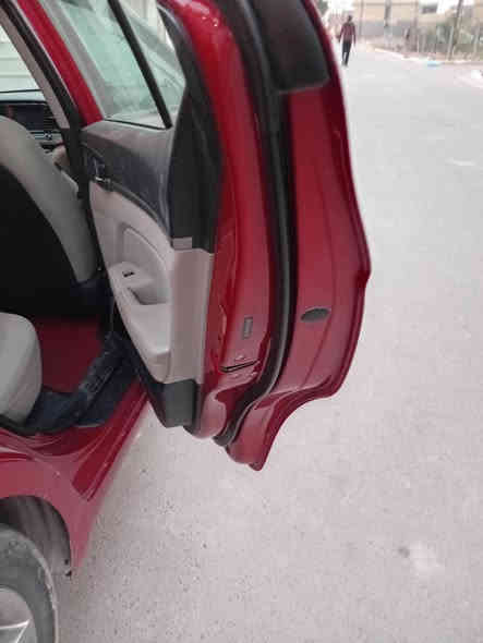 السلام عليكم النترا ١٧ وارد امريكي حادثها جاملغ والبنيد وشويه طخه بل صندوق المحرك مالها صار بي كاز كيت وخبطت دهن والمي وكامت تحرك الدهن مال مكينه اني ابيع المحرك مامكفول بدون مخاجل السياره بصمه تشغيل وأبواب والصندوق /108$او مراوس حسب القناعه بتكسي النترا او فورتي  *********** رقم صاحب السياره
