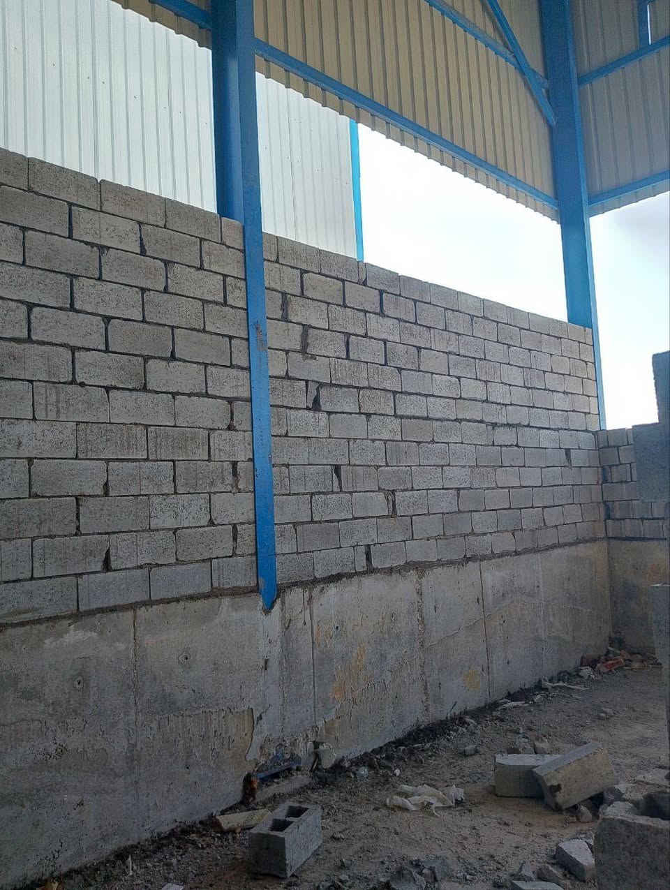 السلام عليكم خلفه بناء درجه اوله ستلام مهندس عداله نضافه سرعه في العمل اللتزام بلموعد  متفرغ حالين عمل بلوك طابوك فرمستون  نعمل في جميع محافضات العراق
‏‪***********‬‏
