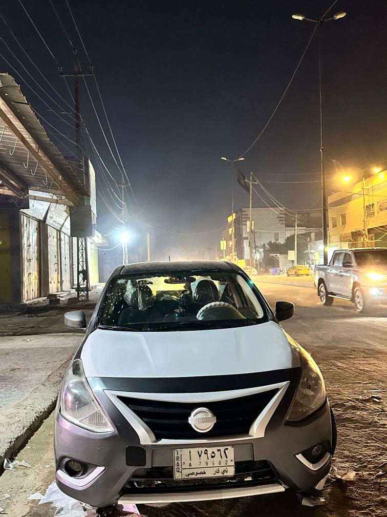 السلام عليكم سيارة نيسان فيرسا مديل 16 وارد امريكي كامل مواصفات تحكم جام كهربائي سيارة كاملة مانقصهة شي حادثها كدام بس ماوصل لا عرضانية ولا لغود صبغ بيبان  بدون لا ضربة ولامعجون كير محرك تبريد كفالة سنوية ل 28 وسيارة راعيها ب بصرة وسيارة
موجودة بصرة زبير سعر 85 وبي مجال *********** البصرة, العراق
