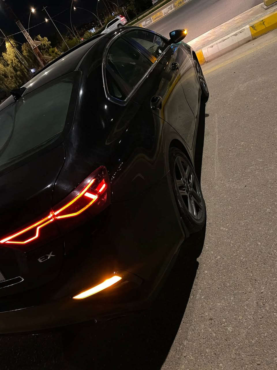 سلام عليكم عندي كيه فورتي فول موصفات للبيع ضررها جاملغ بنيد صوره الحادث موجوده ريدها 132


**إذا كنت صاحب هذا الإعلان وتريد حذفه لأي سبب، رجاءا أرسل رسالة إلى الدعم الفني**