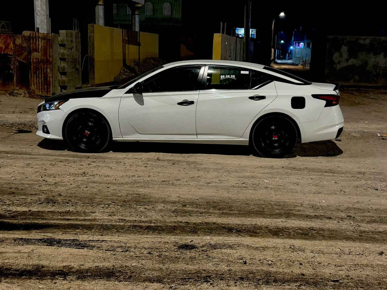 سلام عليكم سياره نيسان التيما  موديل 2021  رقم انكليزي سنويه ال 29 ضربتها بجم وارد امريكي  وباب الوره بارد  الفئه S السياره مناقصها اي شي مال بيت  / للبيع او المراوس حسب القناعه  السعر 116 / المكان البصره / *********** /***********
