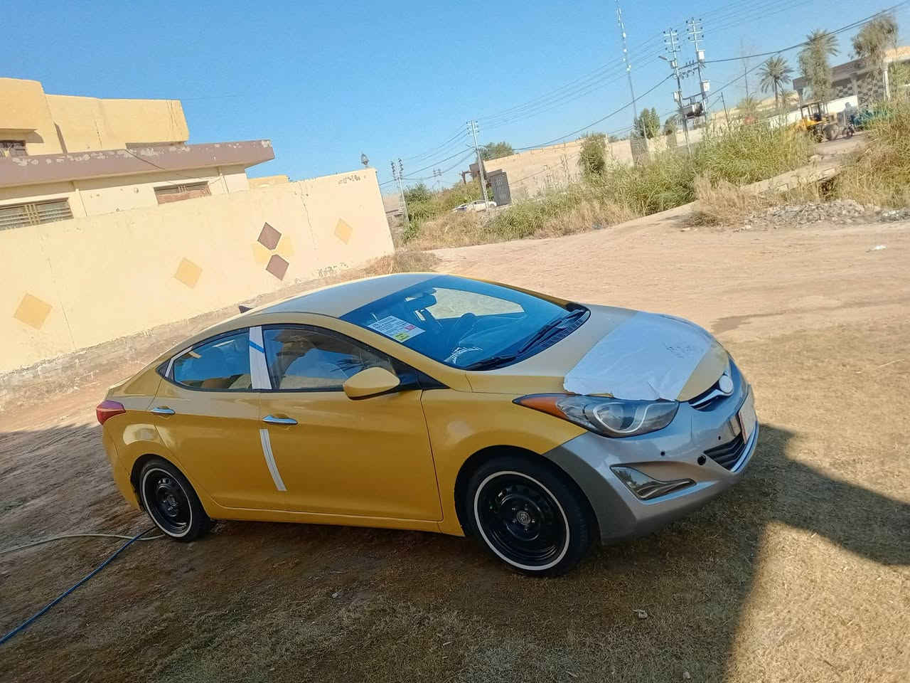 سلام عليكم النترا وارد امريكي حادثه باب 
موديل 2013 
موصفات نص فول 
شاشه تحكمات جهتين 
محرك 2000
كير مكينه حداديه مكفوله 
رقم بغداد مصفره هيا وغرمات تحويل ثاني يوم 
سعر 93 وبيها مجال قليل 
مكانه كربلاء طوريج 
رقم ***********
