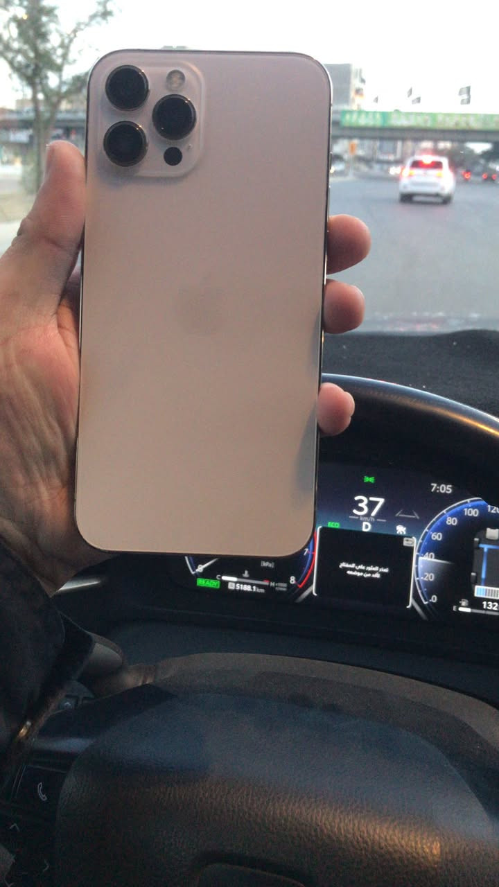 12 برو ماكس جهاز نضافه٩٨ وتر بروف ذاكره ٢٥٦ بطاريه ٥٠ لصليه ممبدله وكلشي ممبدل بي جهاز شخط ممشخوط رايده ب٥٠٠ وبي مجال مكاني بغداد شارع فلسطين ***********
