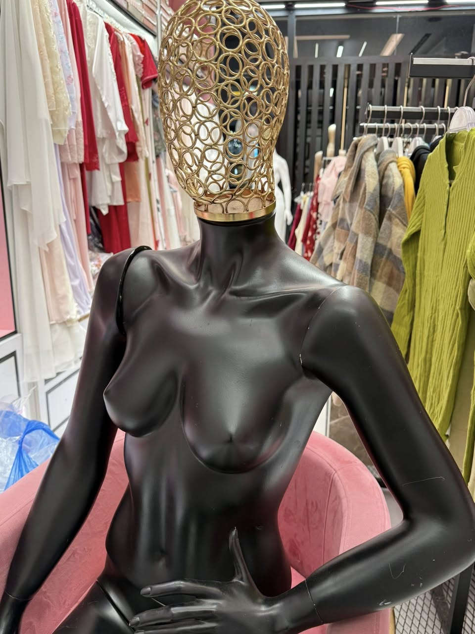 مانكيان تركي رأس ذهبي قياس ميديم … مستعمل نظيف   متوفر ٣ قطع اثنين بالصور وثالثه موجوده واقفه لونها اسود … سعر القطعه ١٢٠ الف


**إذا كنت صاحب هذا الإعلان وتريد حذفه لأي سبب، رجاءا أرسل رسالة إلى الدعم الفني**