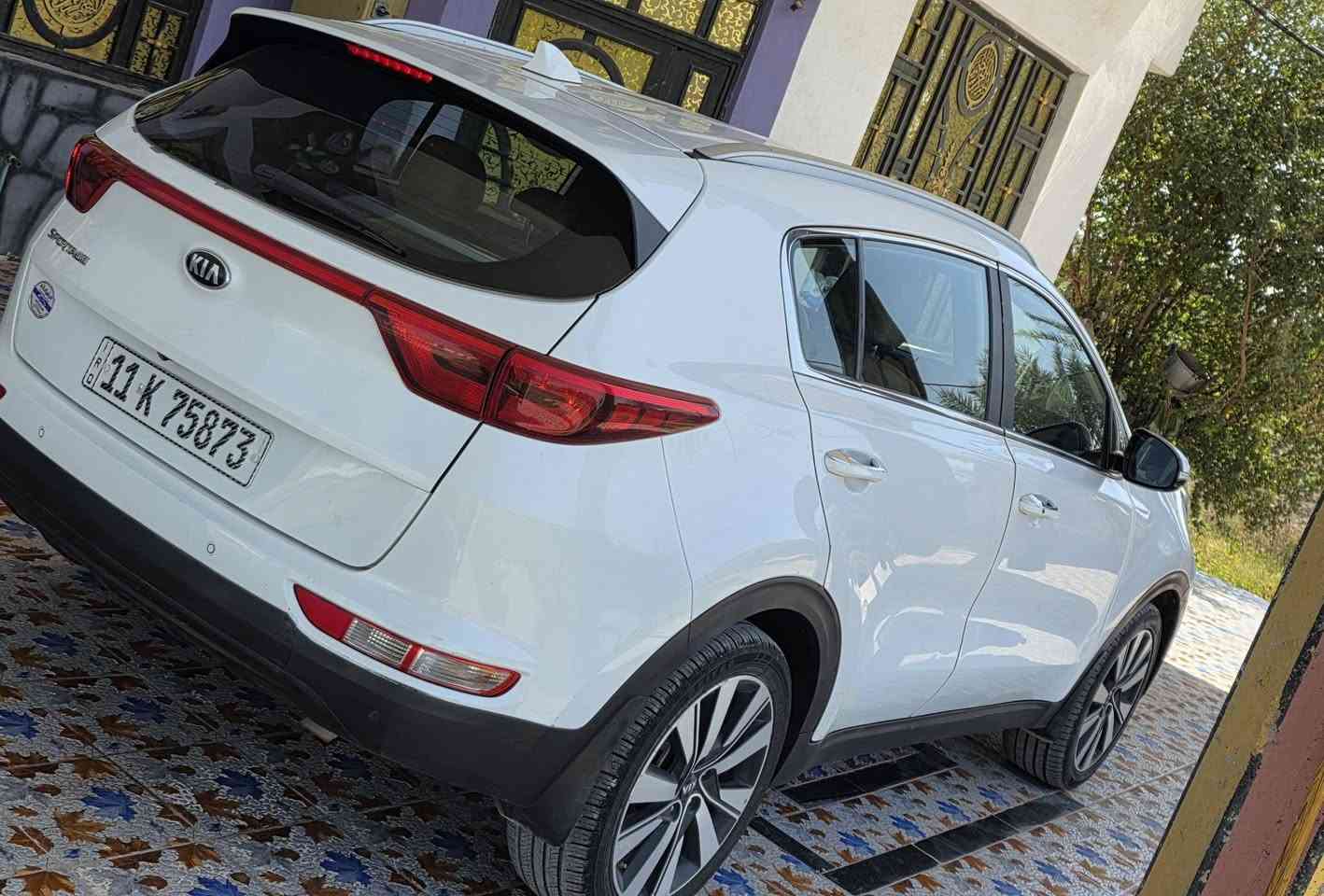 سبورتج خليجي موديل 2017
بدون قطره صبغ بيهه جاملغ مبدل بلادي محرك كير تبريد ع شركه 
تخم تاير صدر جديد رقم بغداد الجديد بأسمي 
السياره فول عده البنراما 
السعر 164 / بيع وترهم مراوس 
الخاص مغلق 
مكان السياره بغداد اليوسفيه 
***********
***********

