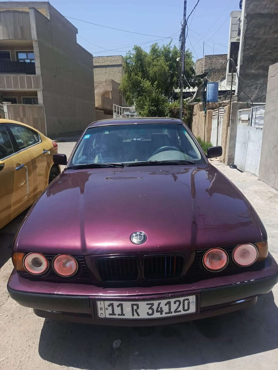 سلام عليكم بي أم موديل 1993اصل 530 مكينة 8سلندر مسكر كير مكينة مكفول تبريد منضومة جديدة تخم تاير حدادية جديدة داخل ابيض كشنات كهربائية ضربة جاملغ خلفي ومصلح نفسة كهربائيات كاملة رقم بغداد جديد بسمي مكان السيارة بغداد الكمالية سعر 66وبية مجال رقمي ***********
