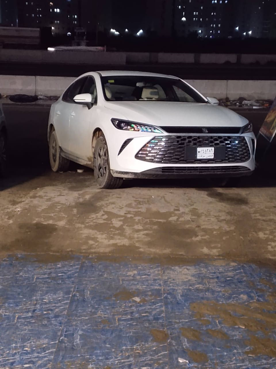 BYD للبيع كن بلاس زيرو ابيض وداخل ابيض  مرقم بغداد بأسمي تحويل ثاني يوم السعر18 مليون مكان بغداد بسمايه 
***********
