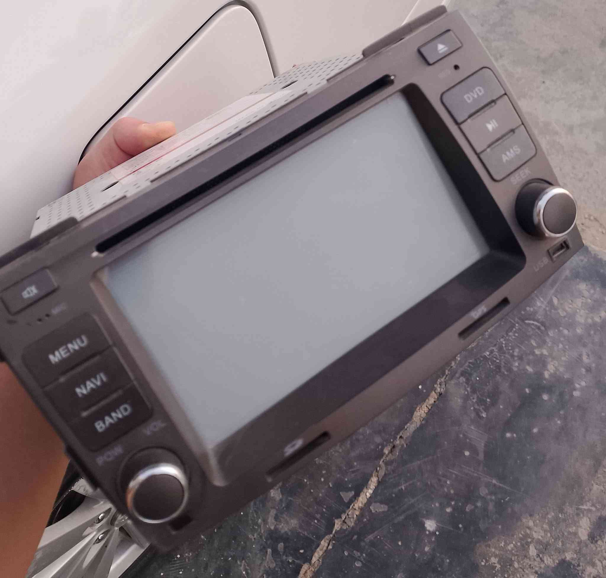 شاشه سوناتا بلادي نضيفه كلش للبيع ***********
