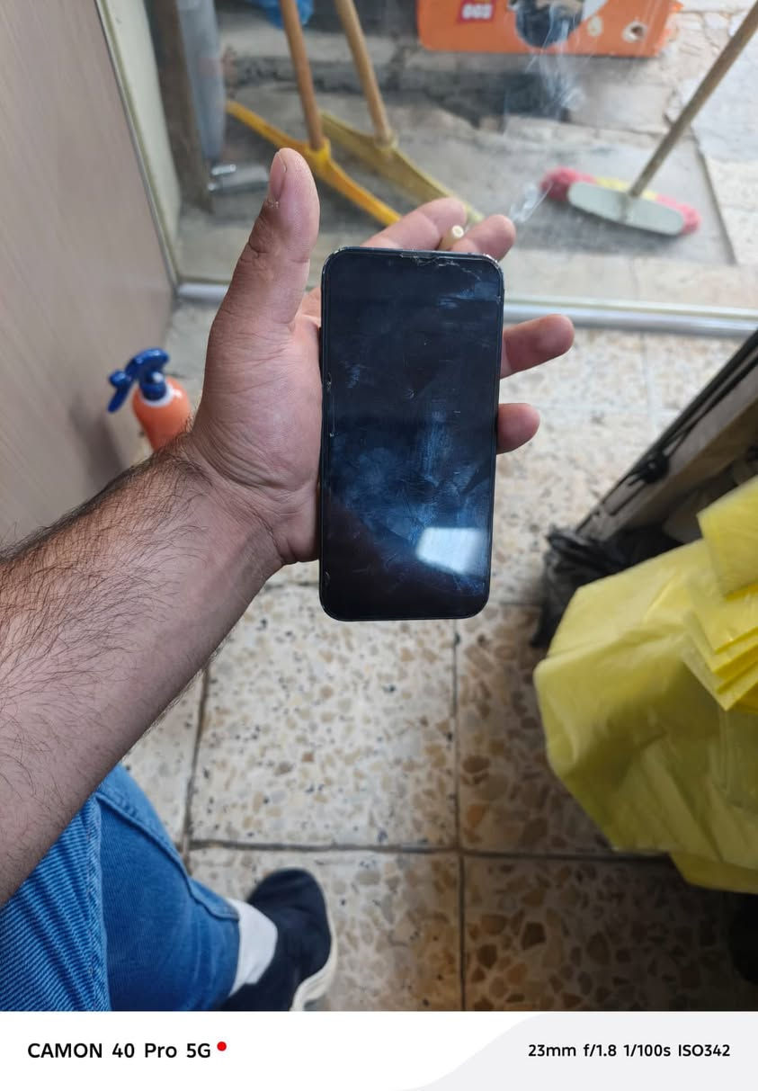سلام عليكم ١٣لببع
خوش جهاز 
ونضيف 
بس قبل كم شهر اشتريتله ايكلود وقفل رحت لمحل ابو مبلايت يكلي اله حاسبه يله يفتح 
ملاحظه مابي لا علبه مالته ولاشاحنه 
قيم شكد سعره اني رايده ب٢٨٥قفب 
رقمي0 775 394 3795‬

بطاريه ٧٧
