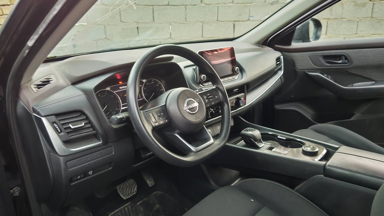 نبسان روج موديل 23 مواصفات S دفع رباعي العداد 41 الف 
بدون ايرباك 
السعر 165 بدون رقم تترقم محافظات 
صور الحادث 👇 مرفقة 
***********
