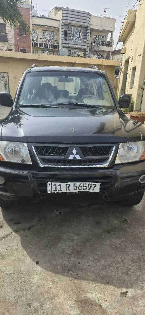 السلام عليكم
سيارة باجيرو 2004 
كير عادي 
مكينة 3600  
رقم انكليزي جديد 
سنوية بأسمي تحويل ثاني يوم
السيارة مصبوغة حزام سابقاً لغرض الجمالية 
المكينة بيها نضوح من قبق الولفات 
ومشط ستيرن بي نضوح 
سيارة يرادلها  ترتيبات 
سعر 60 وبيها مجال 
*********** رقم 
غير متواجد على الفيس
