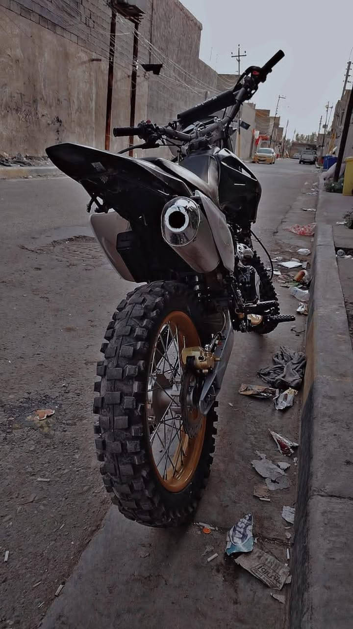 سلام عليكم
الحلوه للبيع ❤️

قفاز 250cc
نضيفه مكينه ما مفتوحه
شرط انطيك شلعه و معدل تشك الكاع

الموقع بغداد الدوره
للأستفسار اكثر
هـ ***********
متوفر واتساب
