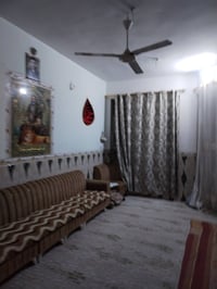 بيت حي الحر مربع السريع خلف جامع امام المتقين للبيع اتصال ٠٧٧١٢٩٩٠٣٧٠