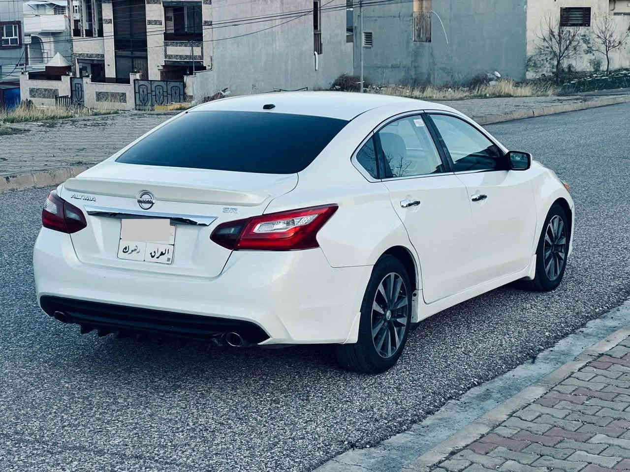 السلام عليكم 
للبيع نيسان التيما موديل 2018
رقم دهوك بسمي 
سعر  117 ورقه 
عليها غرامات مرور ٣٨٠ الف ينزل من سعره
رقم  قديم سنويه فحص وهزه كله جديد
مكينه وكير وتبريد كله بشرط وين ماتريد افحص
محرك 2500 المرغوب اربعه سلندر
مواصفات SR فول عدا فتحه
رادار امامي وخلفي وجانبي كله شغال شرط
بصمه 
ابواب بصمه 
صندوق بصمه
كشنات جلد
تحديد سرعه
تشغيل عن بعد 
شاشه وكاميرا
وبعد بيها مواصفات 
سيارا بيها جاملغ امامي + بونيت صبغ بدون دواخل
رقم شاصي موجود مع صور 
سيارا احلى من صور سيارا نظيفه ما بيها مصرف
حجر كزوز بشرط
هاتف اسيا ***********
هاتف كورك *********** واتساب
هاتف كورك *********** واتساب
عنوان سياره قضاء عقرة بعيده عن اربيل وموصل ساعه دهوك, العراق
